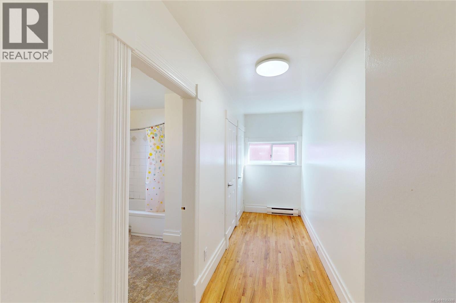  2943 Cedar Hill Road, Victoria