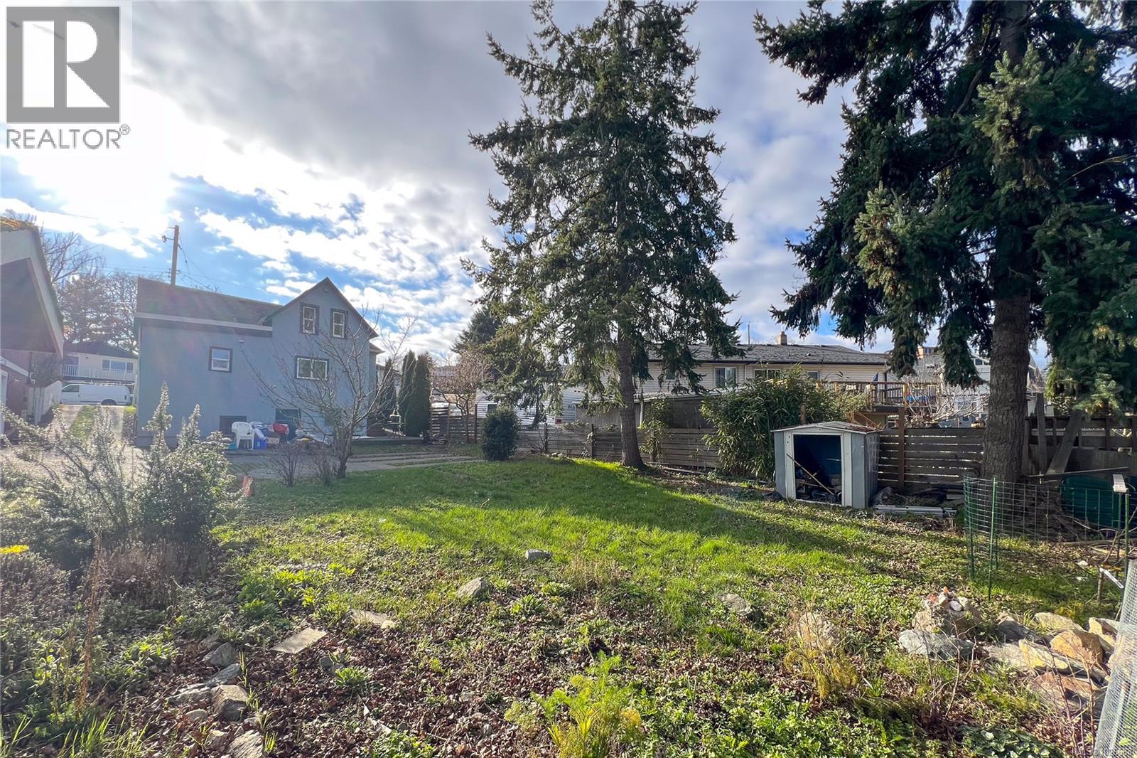  2943 Cedar Hill Road, Victoria