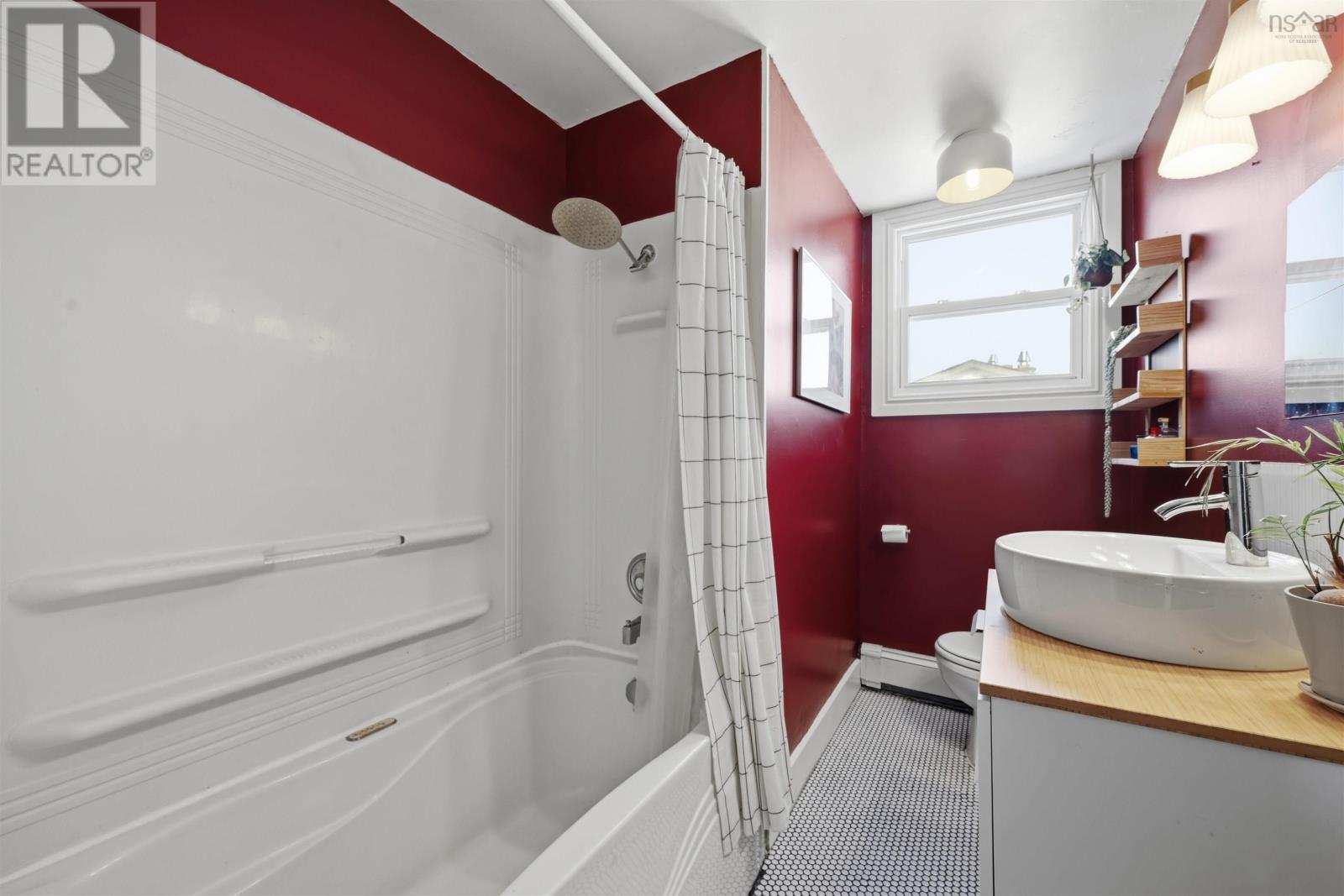 Property 21 of 45 of 5 Apollo Court