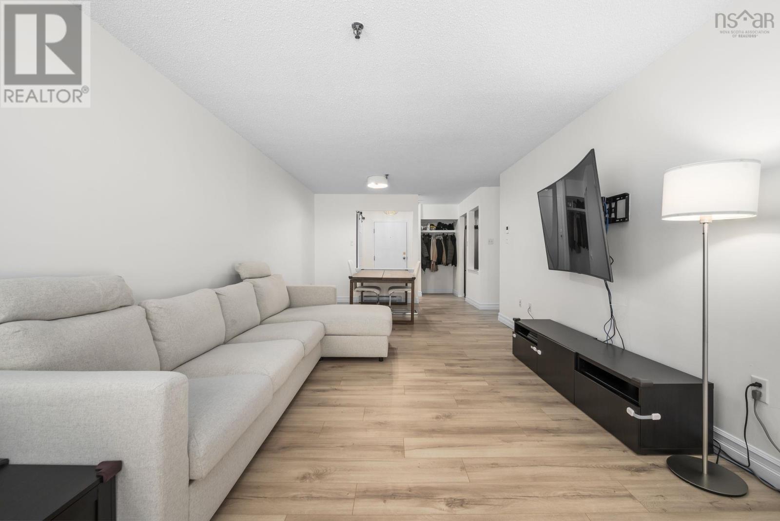 Property 14 of 28 of 114 80 Spinnaker Drive