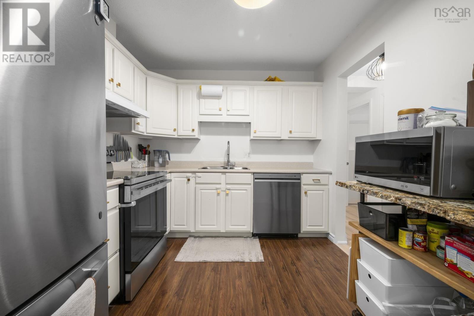 Property 4 of 28 of 114 80 Spinnaker Drive