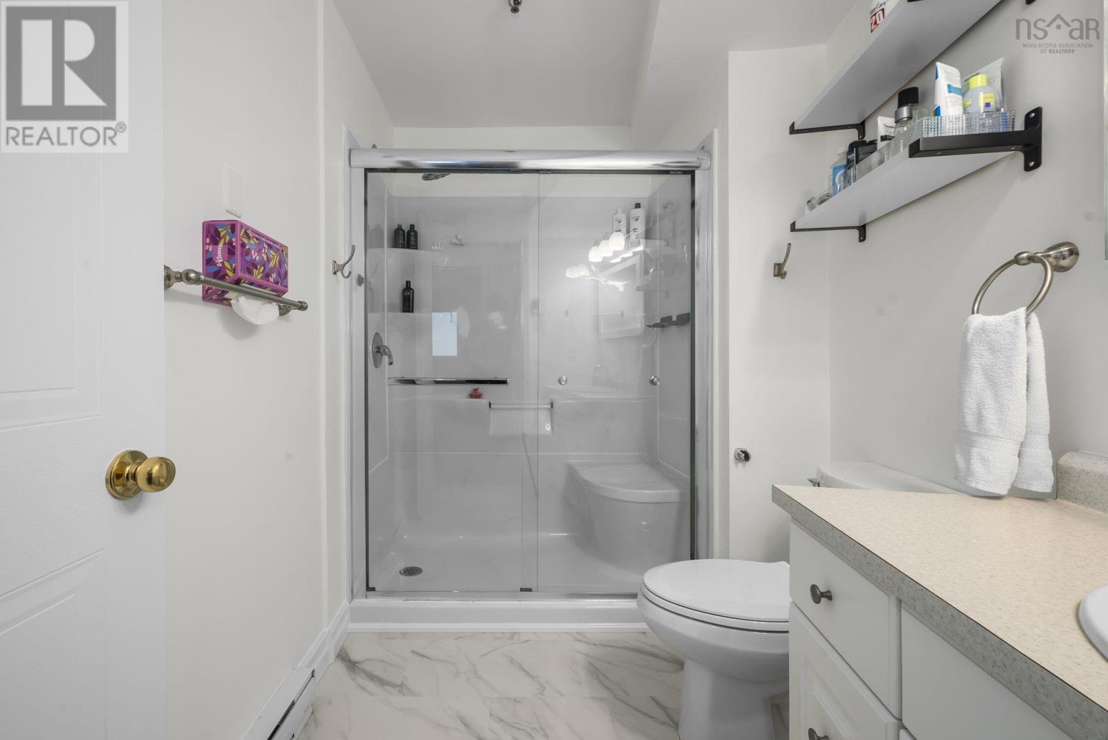 Property 24 of 28 of 114 80 Spinnaker Drive