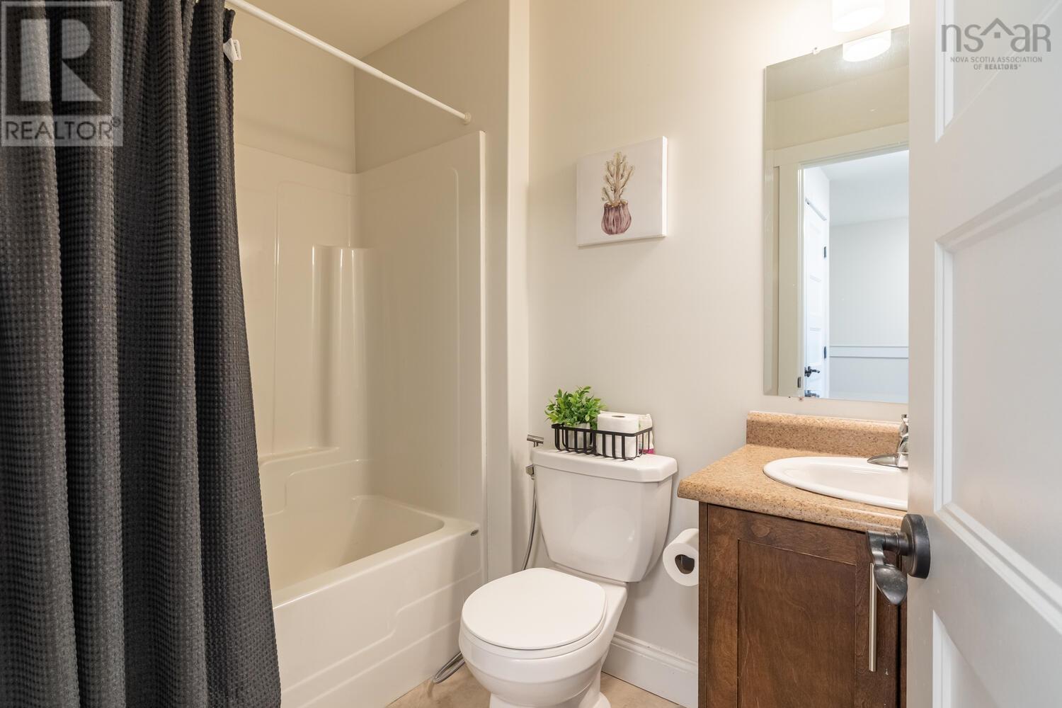 Property 15 of 35 of 86 Wakefield Court