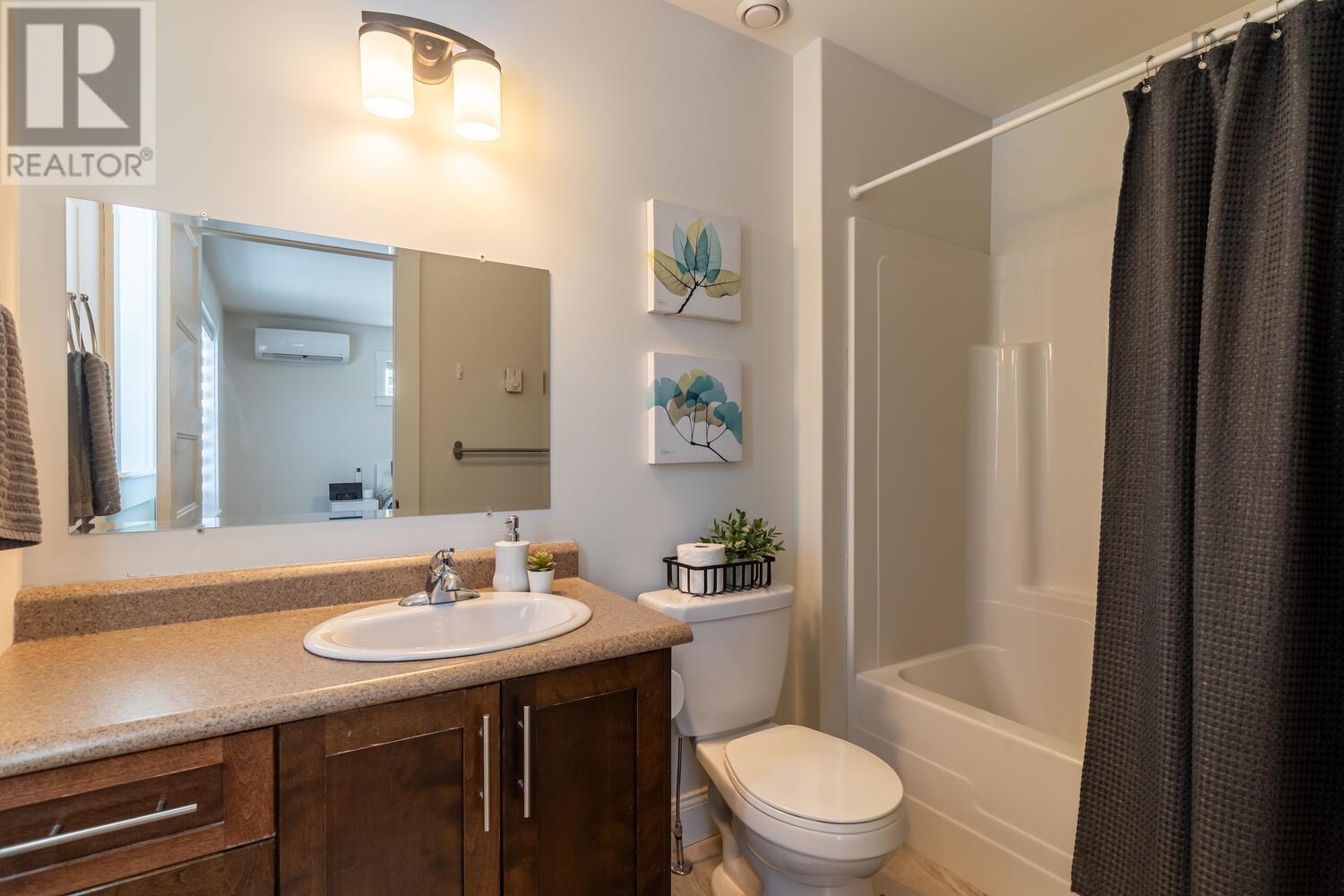 Property 21 of 35 of 86 Wakefield Court