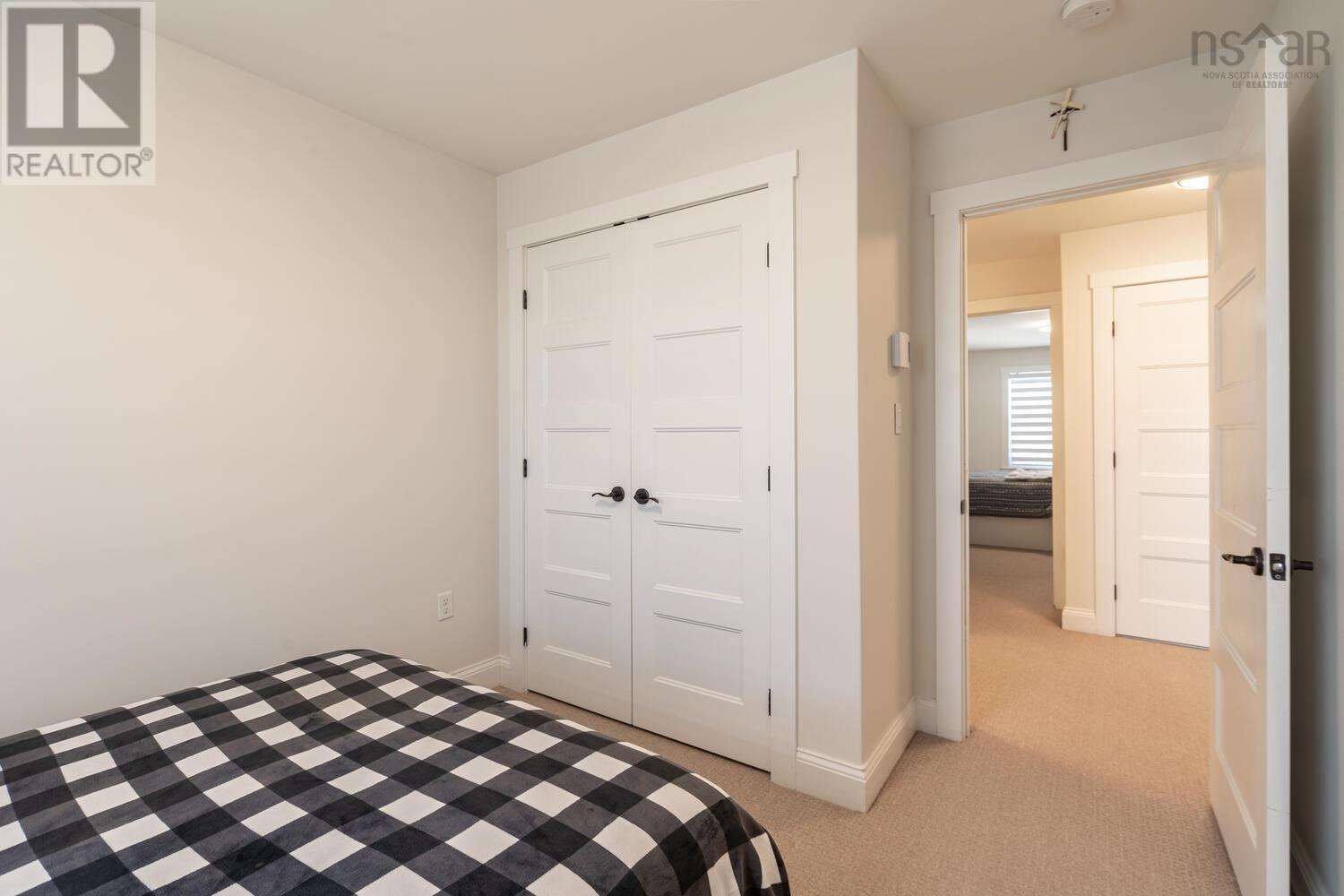 Property 20 of 35 of 86 Wakefield Court