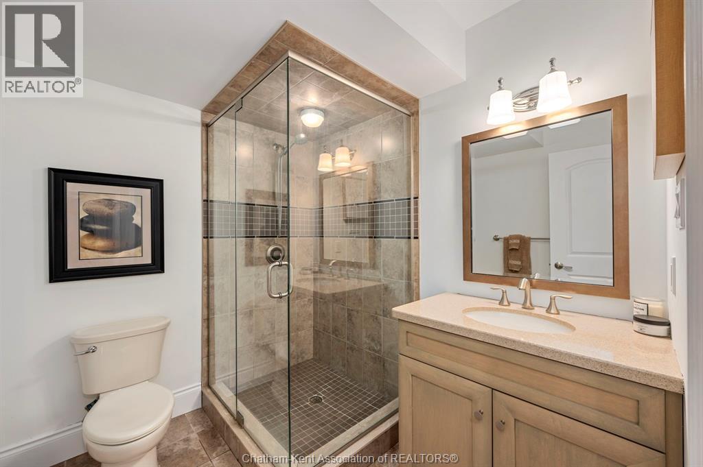 1465 SHORE ROAD, London, Ontario