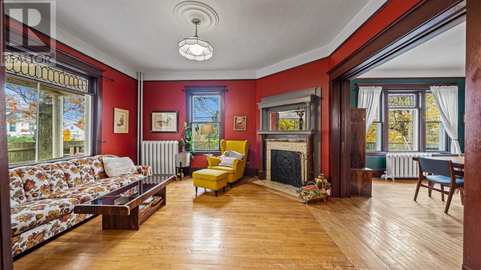 Property 16 of 50 of 132 Prince Albert Road