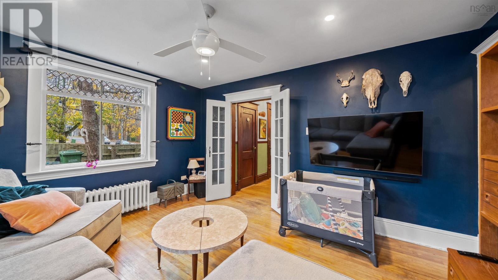 Property 24 of 50 of 132 Prince Albert Road