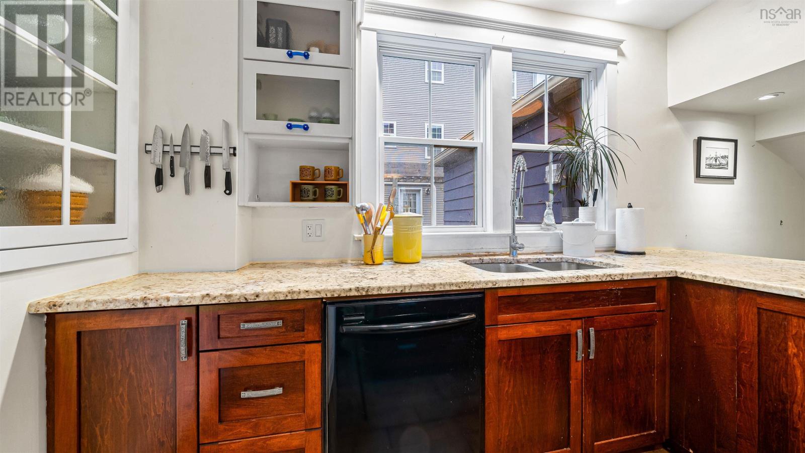 Property 7 of 50 of 132 Prince Albert Road