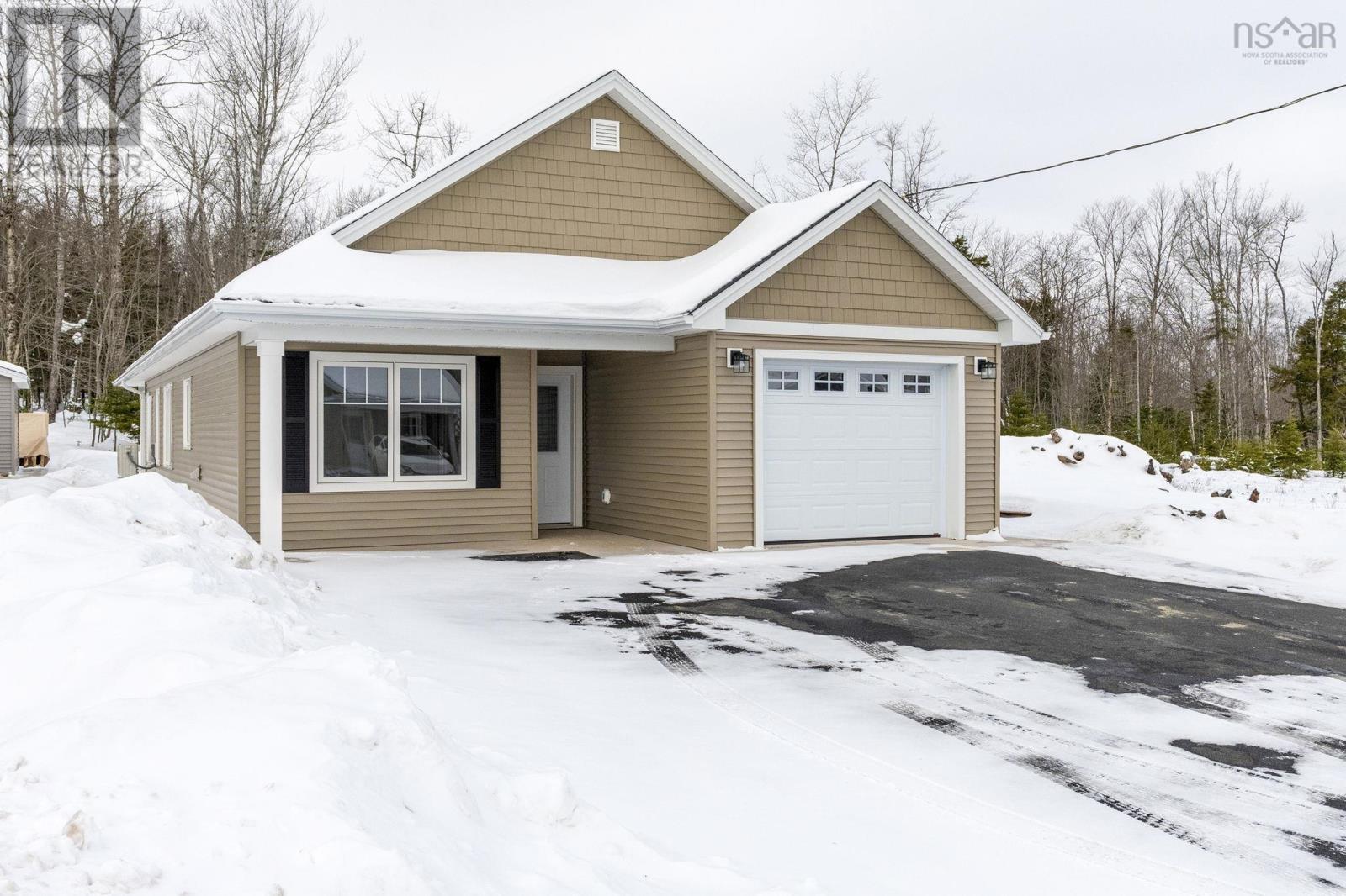 Property 47 of 50 of 44 Amelia Ave