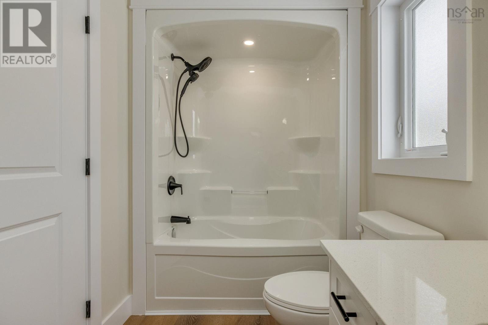 Property 35 of 50 of 44 Amelia Ave