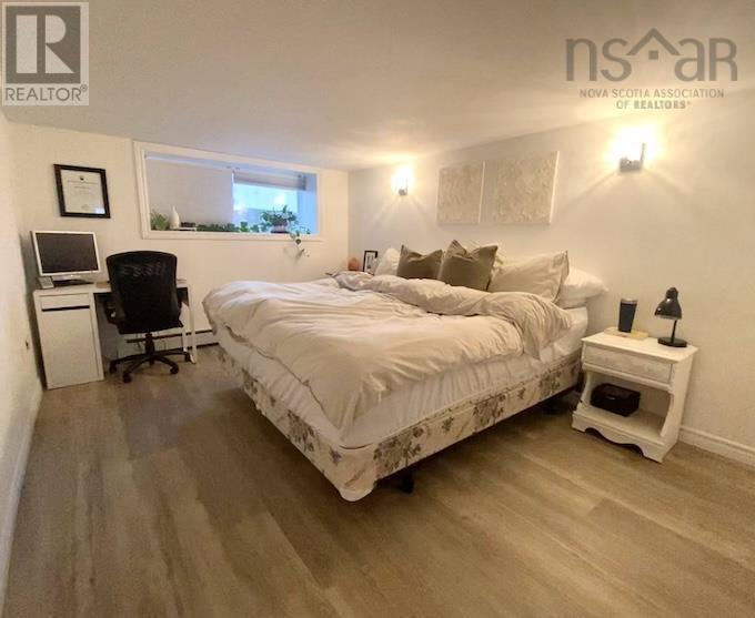 Property 23 of 25 of 82 Sunnybrae Avenue