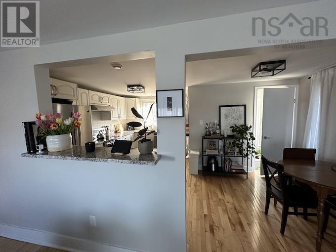 Property 4 of 25 of 82 Sunnybrae Avenue