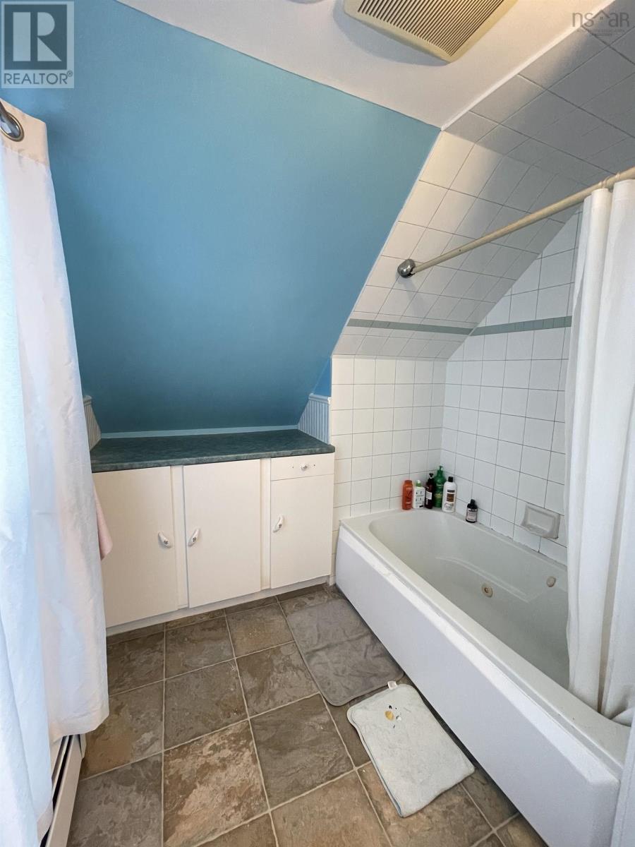 Property 22 of 30 of 19 Norwood Avenue