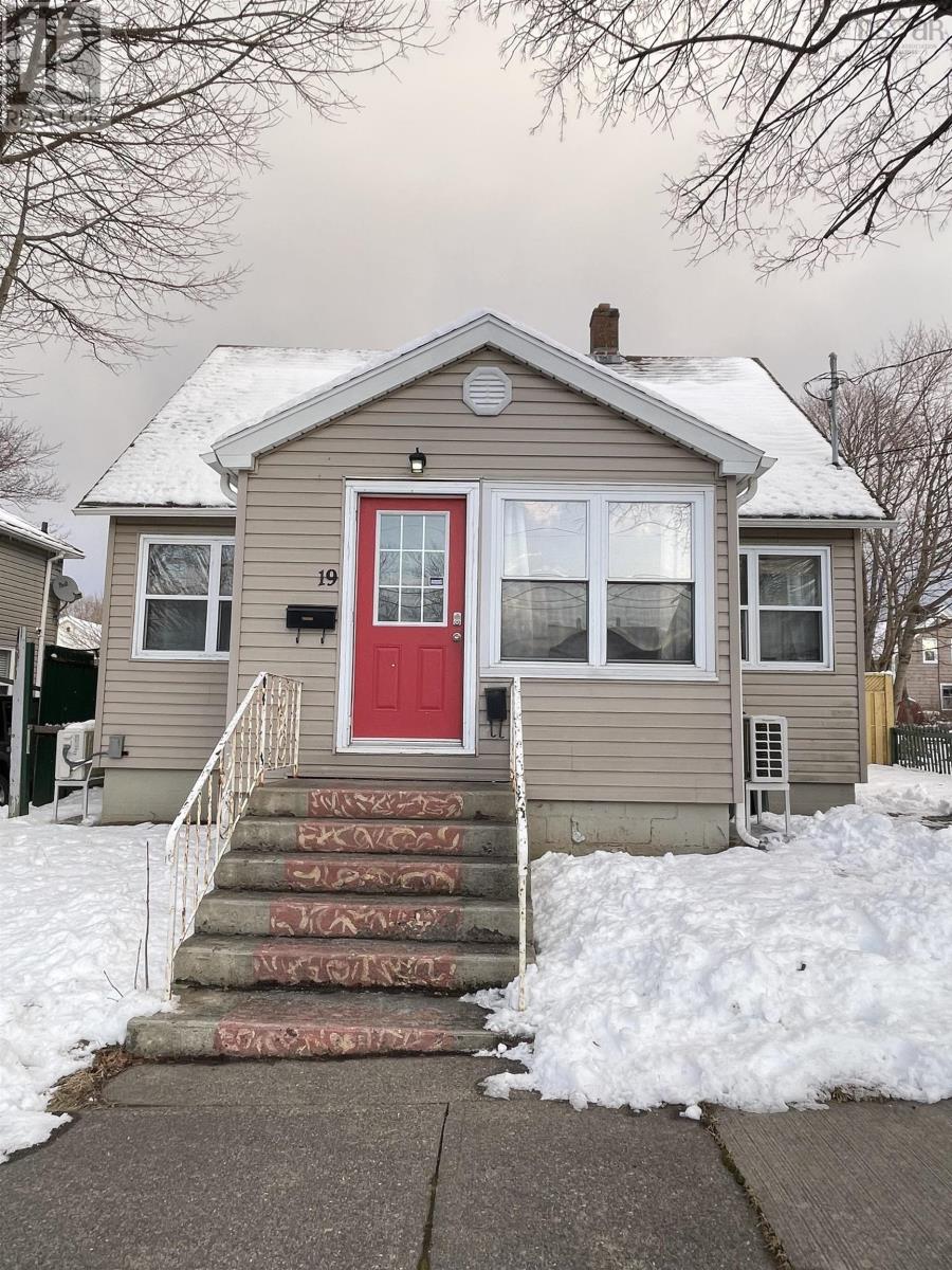 Property photo of 19 Norwood Avenue