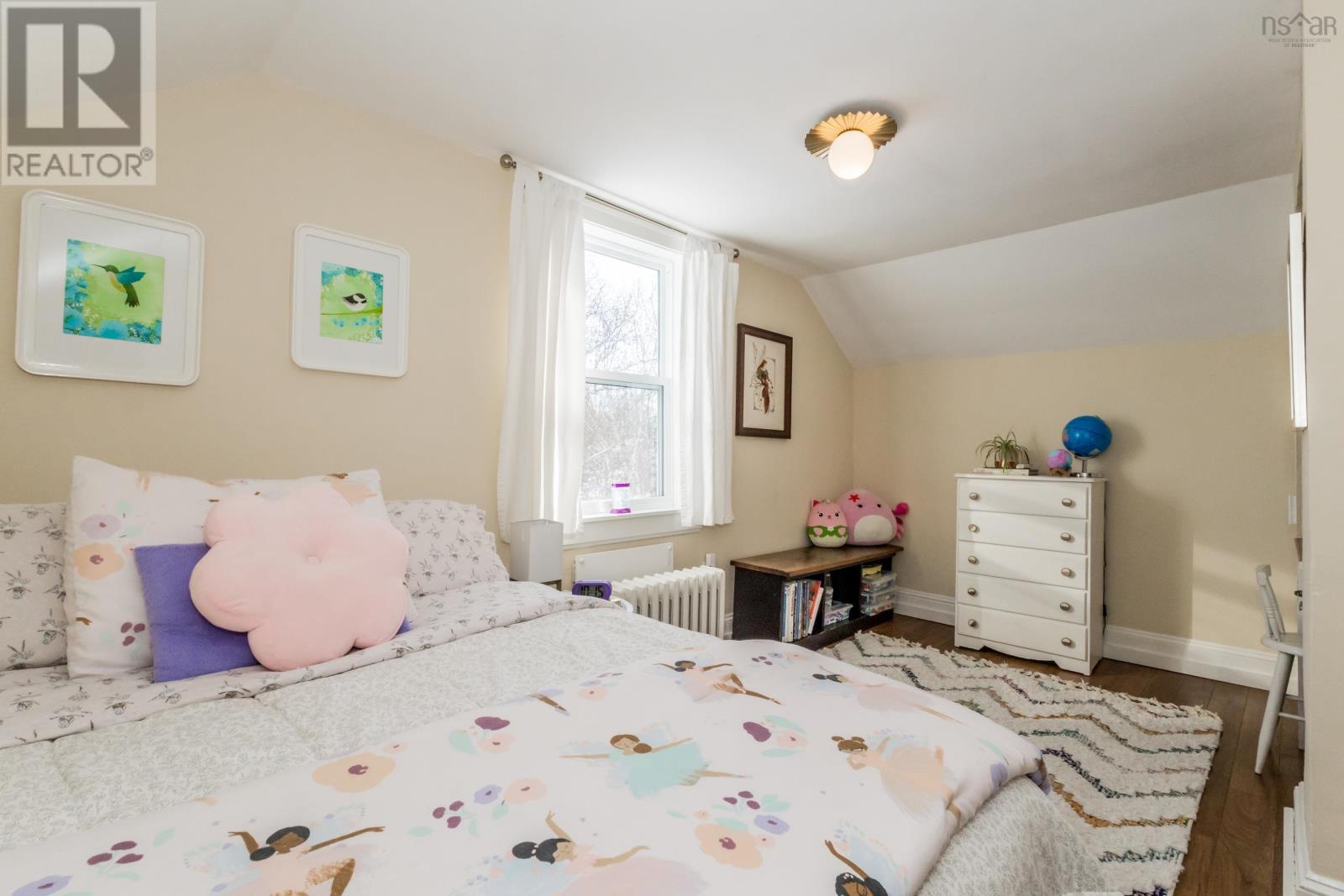 Property 24 of 42 of 159 Pleasant Street