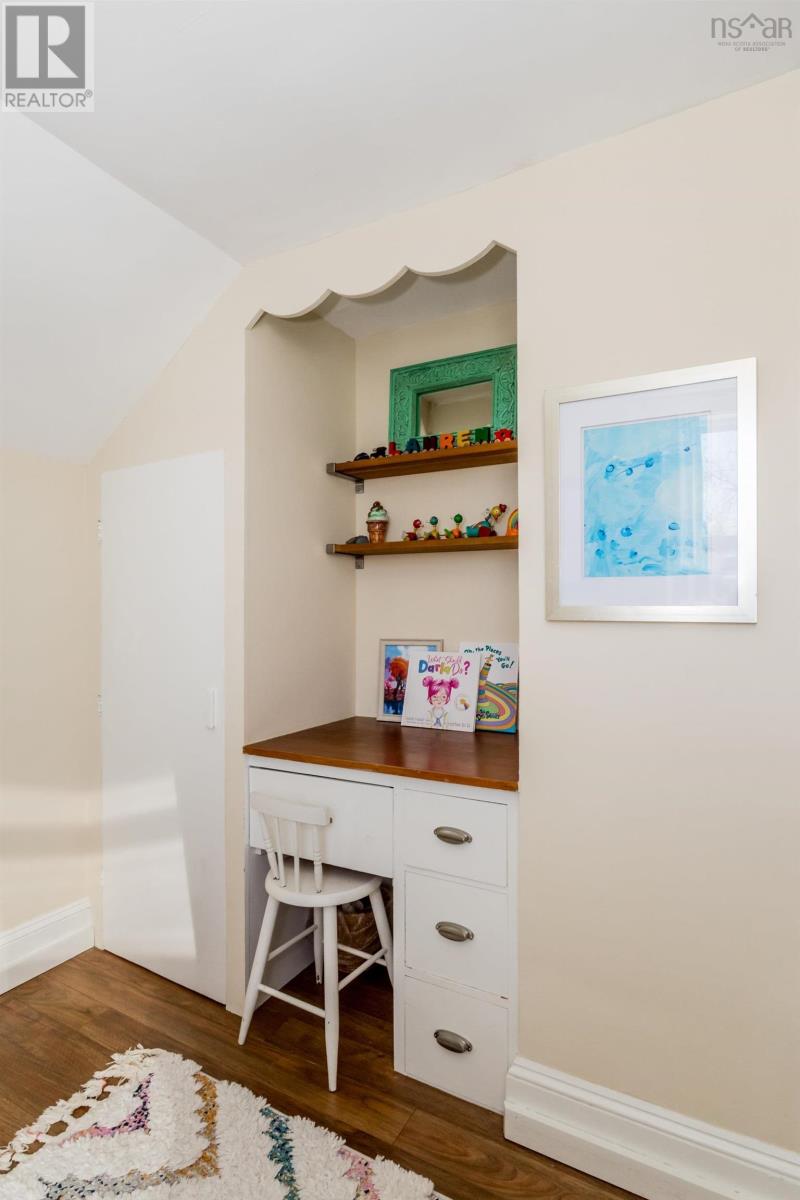 Property 25 of 42 of 159 Pleasant Street