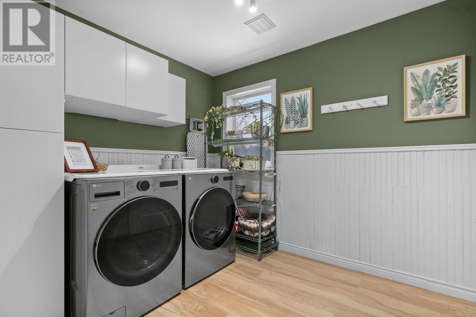 Property 27 of 49 of 9 PACIFIC Avenue