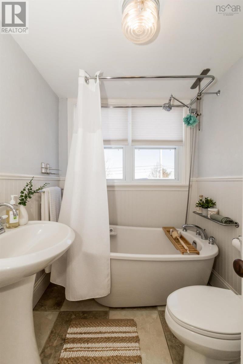 Property 26 of 42 of 159 Pleasant Street