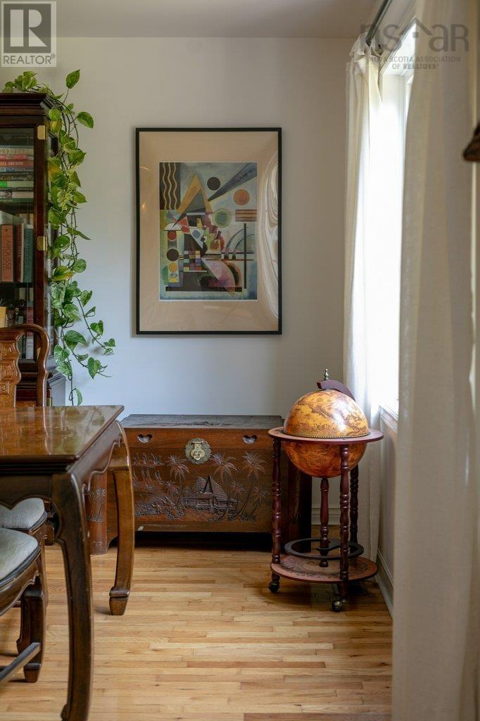 Property 24 of 49 of 9 PACIFIC Avenue