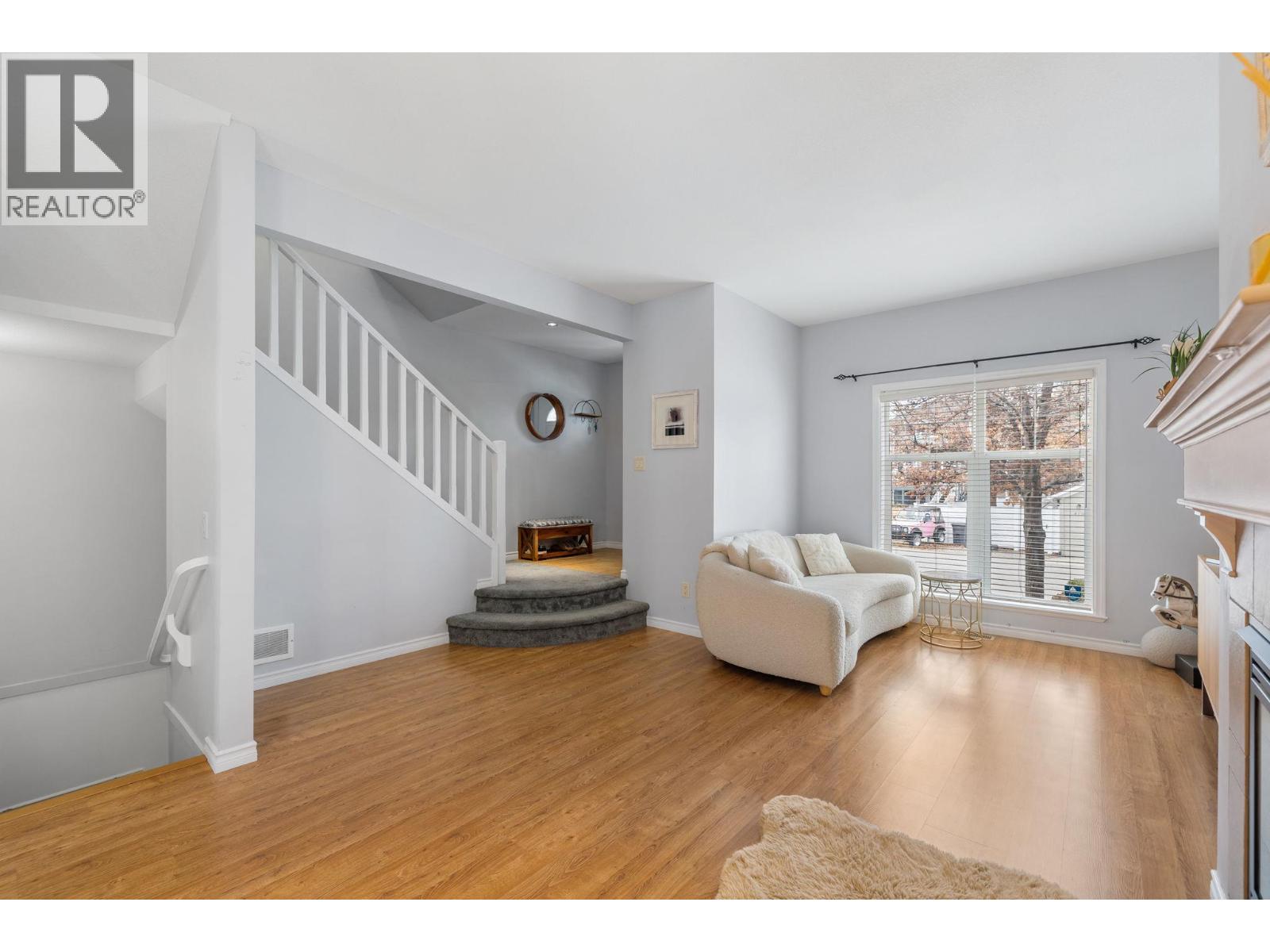 6 380 Providence Avenue, Kelowna