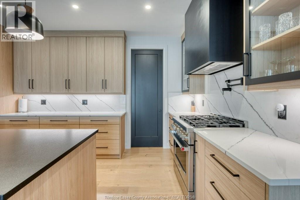 1512 Goodview AVENUE - 11