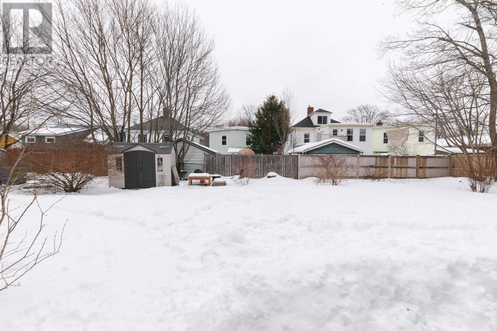 Property 29 of 33 of 24 Thompson Street