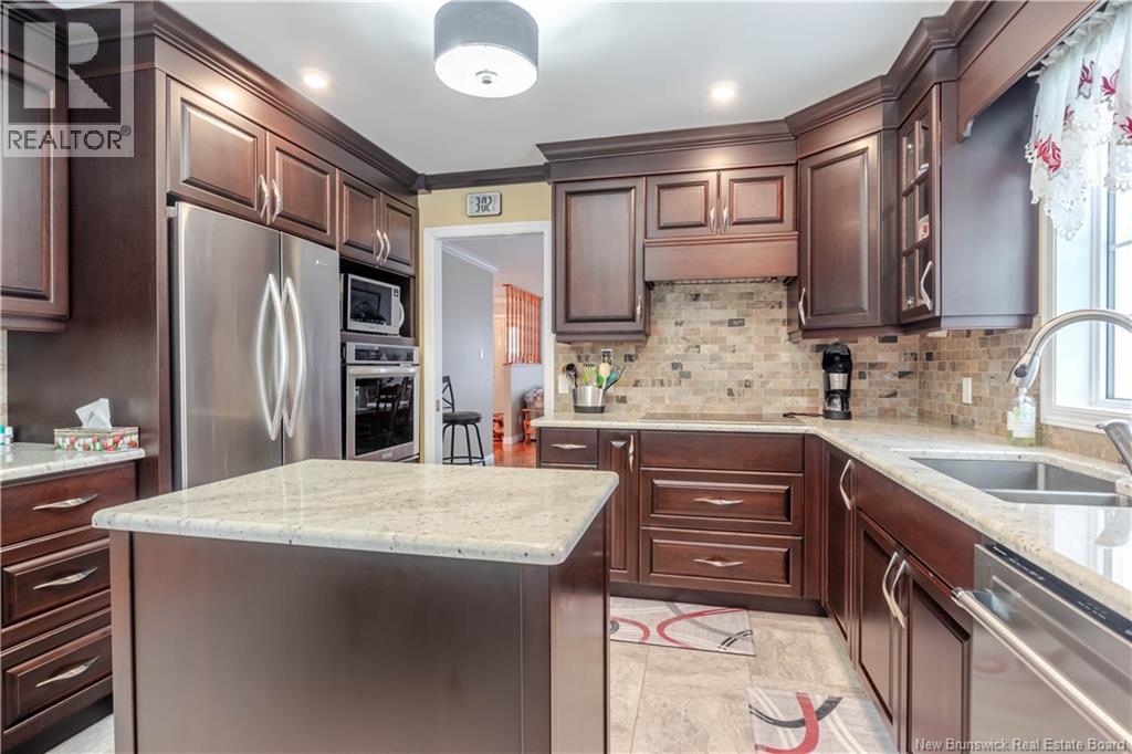 32 Barbara Court - Photo 4 of 48, Fredericton, New Brunswick