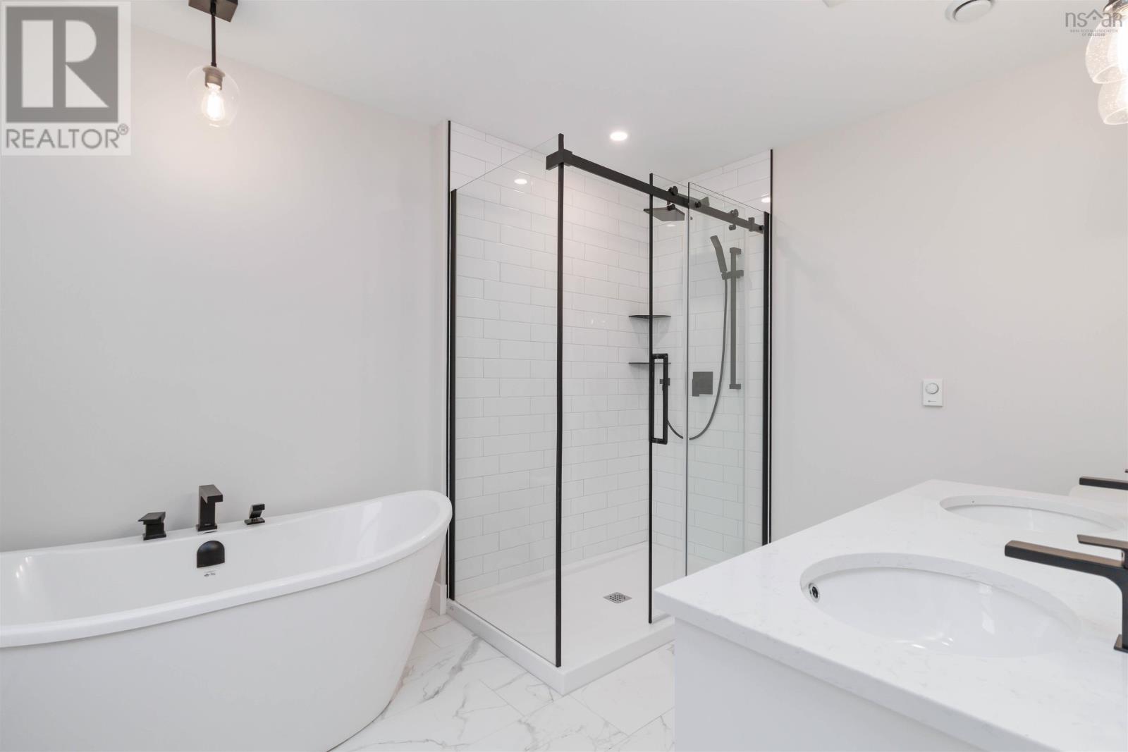 Property 27 of 49 of 78 Aralia Lane