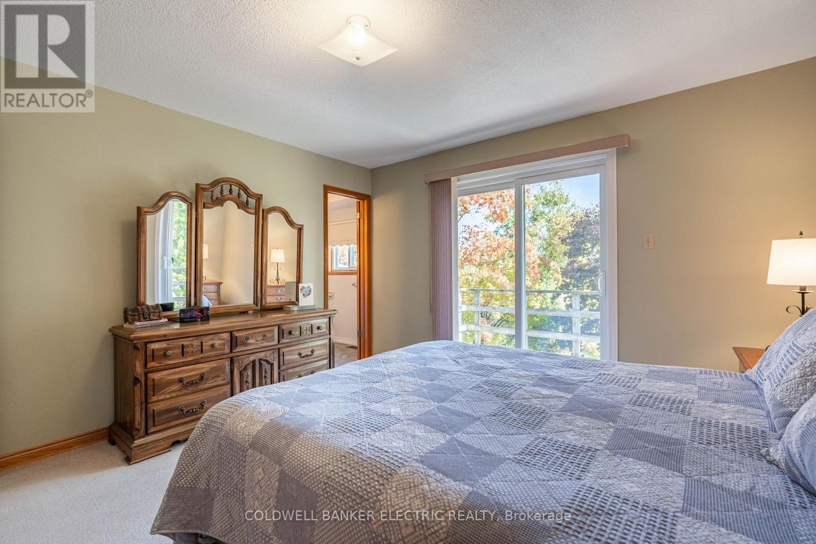 962 GOLFVIEW ROAD,Peterborough (Otonabee Ward 1),,