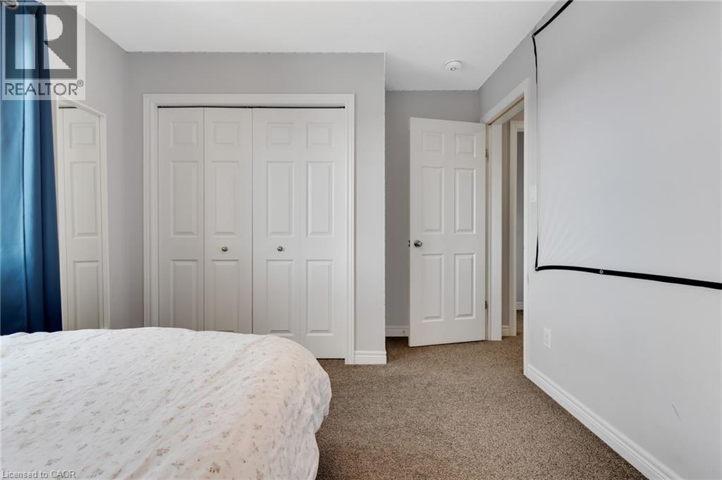 147 BROWN Street - 39