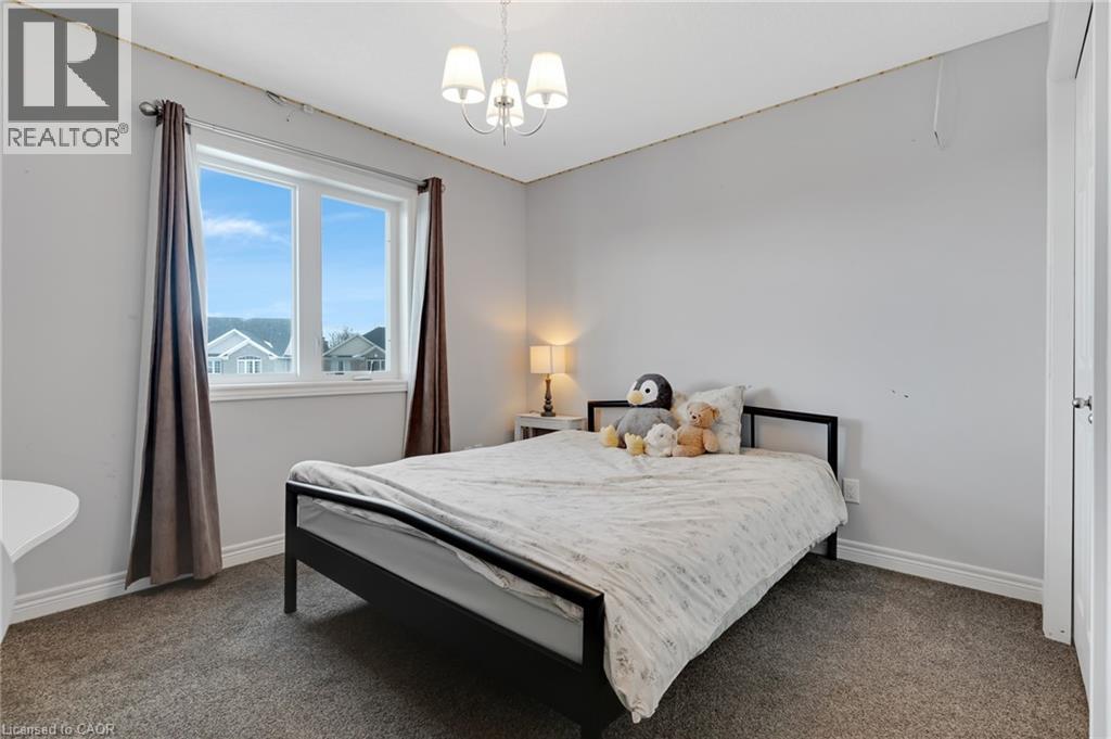 147 BROWN Street - 40