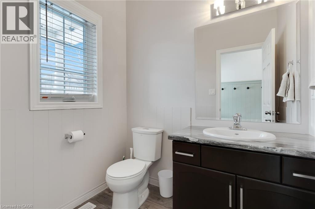 147 BROWN Street - 7