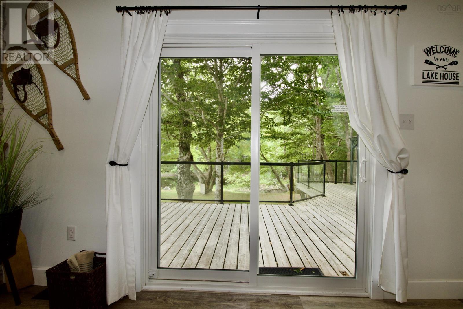 Property 17 of 39 of 2760 Highway 203