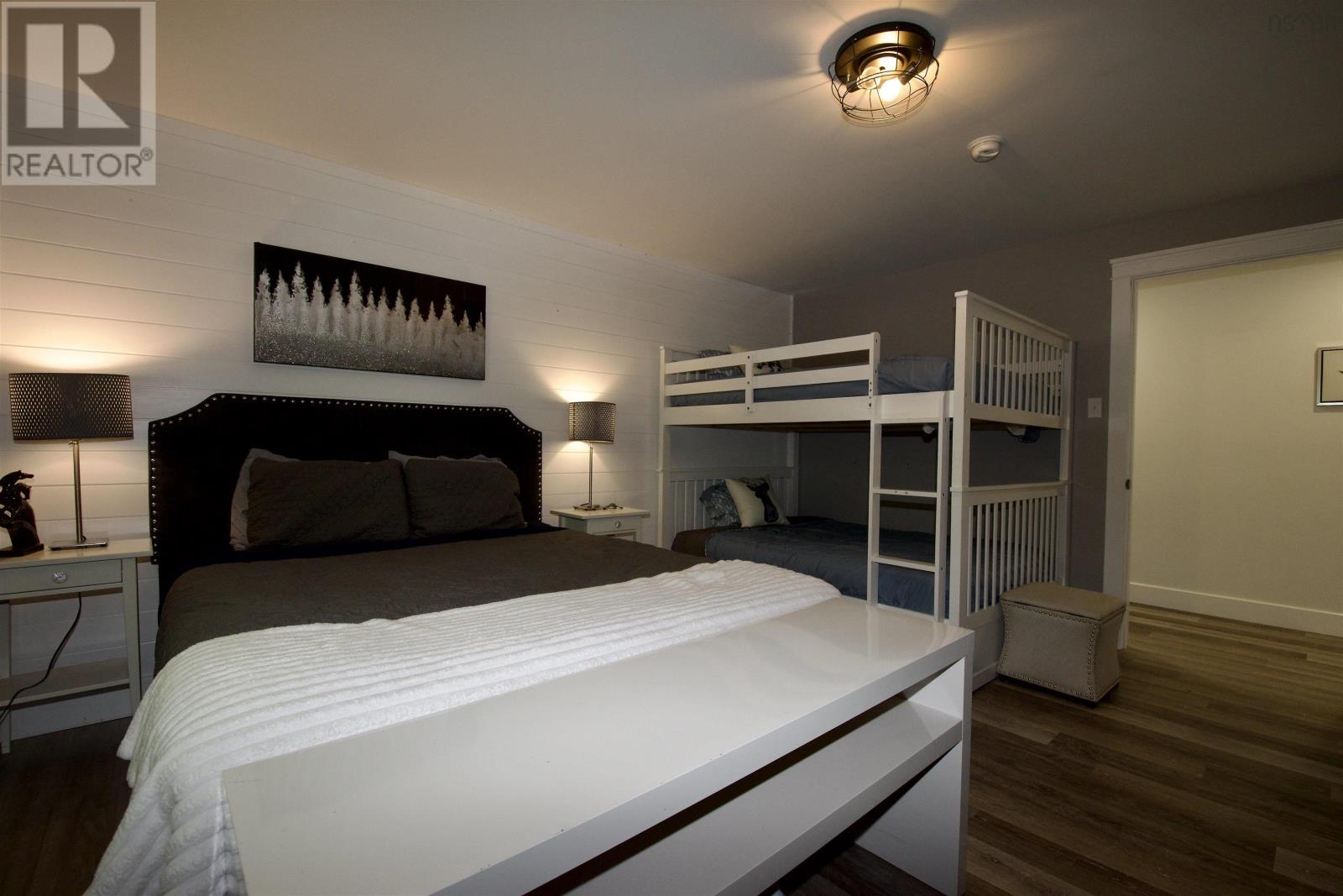 Property 15 of 39 of 2760 Highway 203