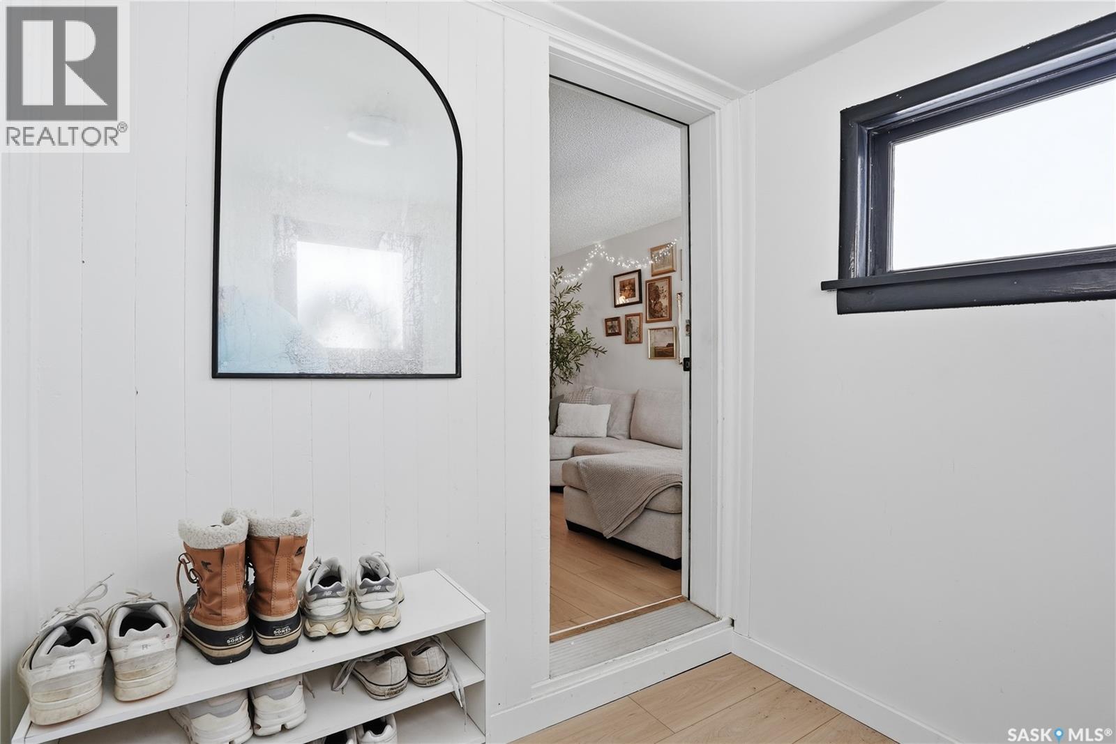 806 7th STREET E - Photo 5 of 50, Saskatoon, Saskatchewan