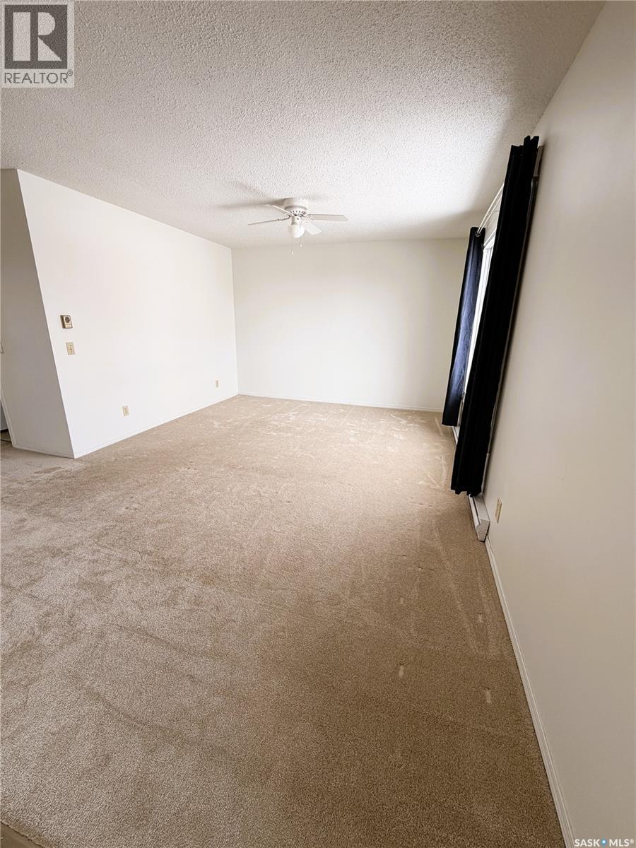 #1005 ISABELLE STREET - 2