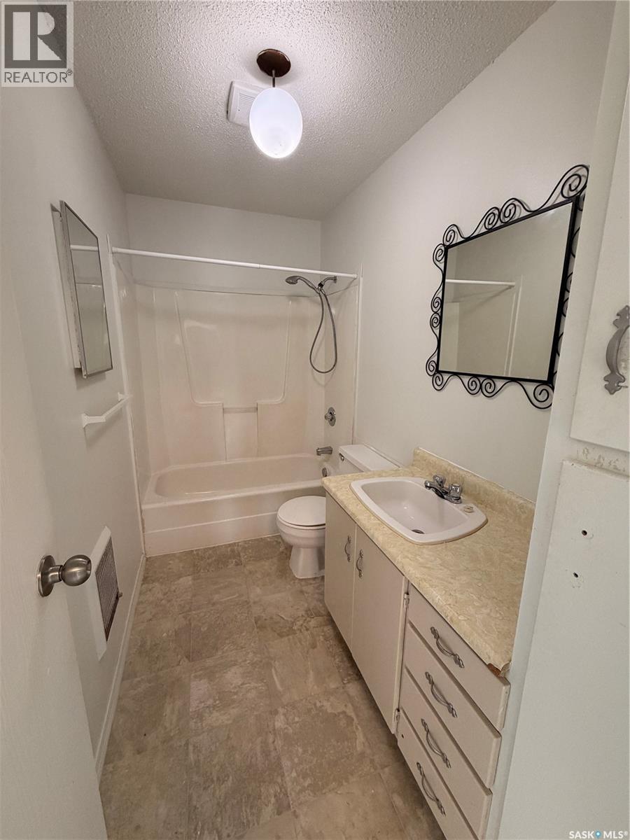 #1005 ISABELLE STREET - 4