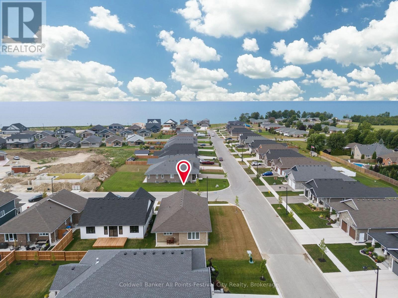 451 WOODRIDGE DRIVE - Photo 2 of 50, Goderich (Goderich (Town)), Ontario