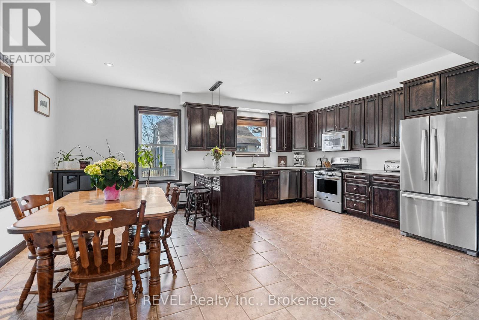 11618 BURNABY ROAD - 9