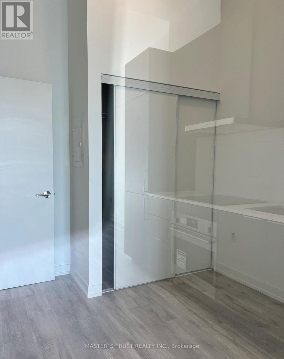 8 Olympic Garden Drive S908