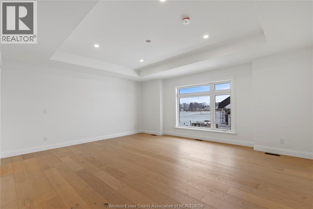 338 MARLA - Photo 5 of 40, Lakeshore, Ontario