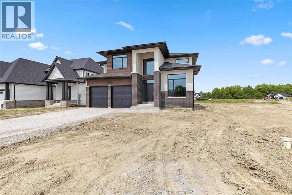 267 JOAN FLOOD - Photo 4 of 39, Essex, Ontario