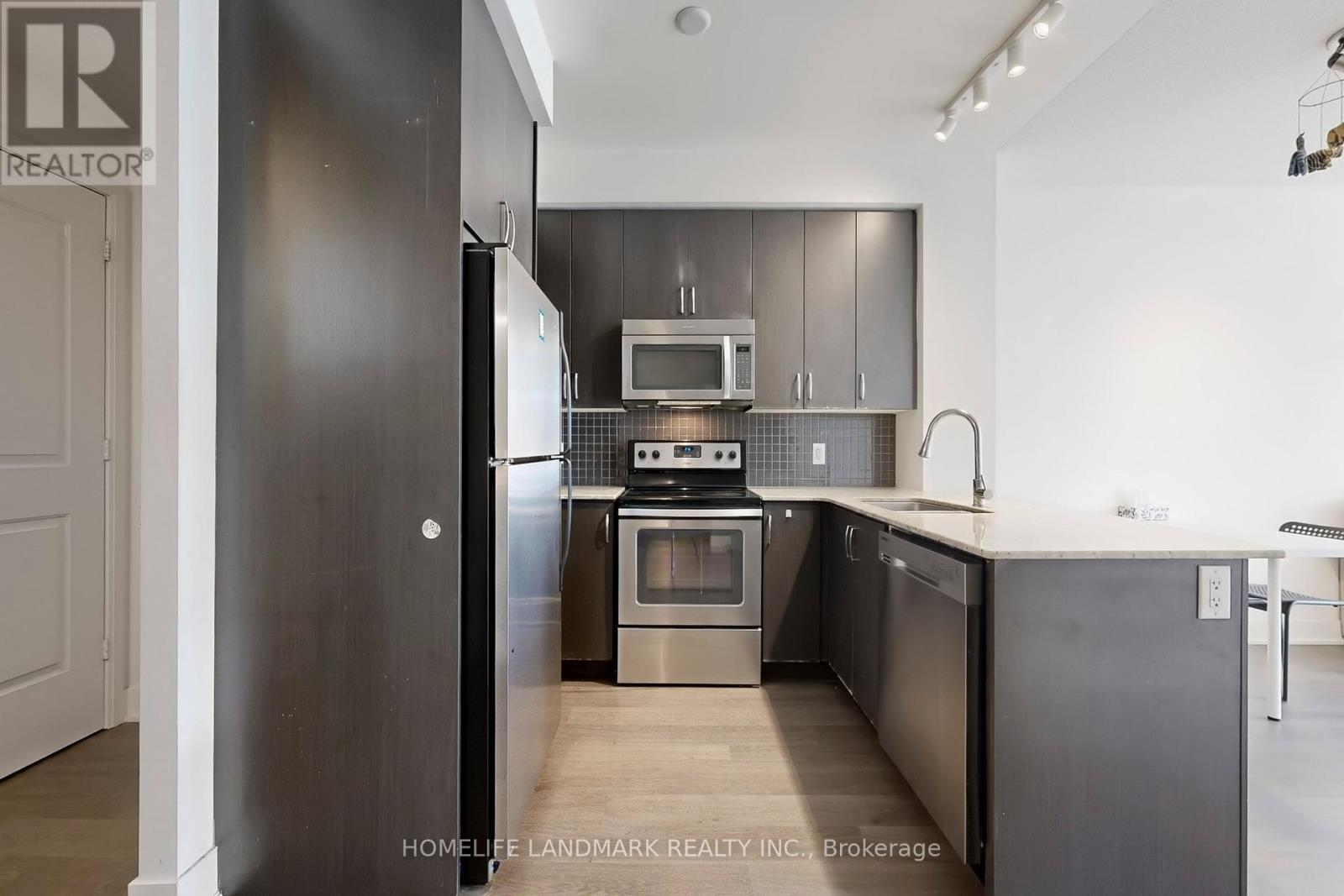 #513 7608 YONGE STREET - 19