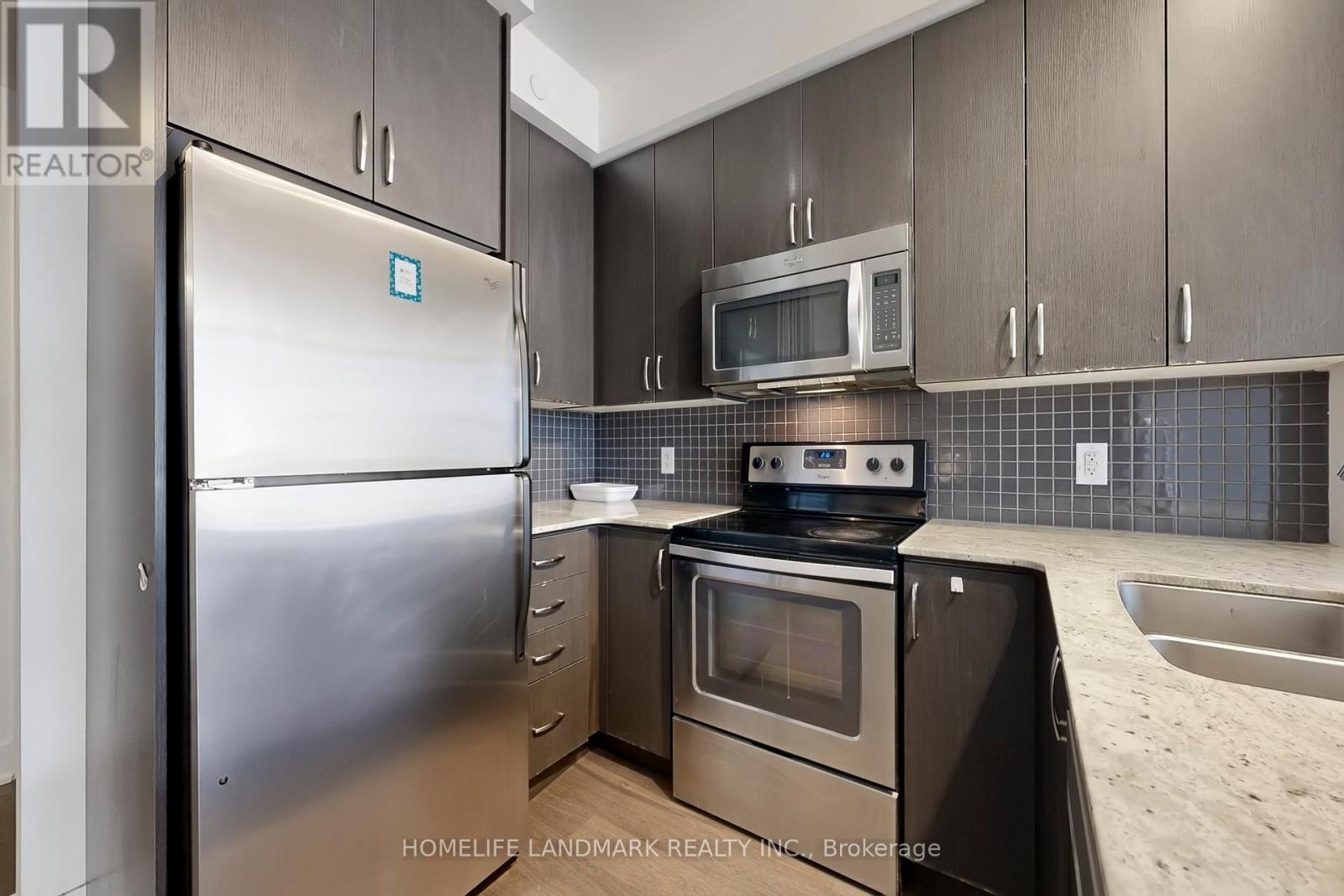 #513 7608 YONGE STREET - 20