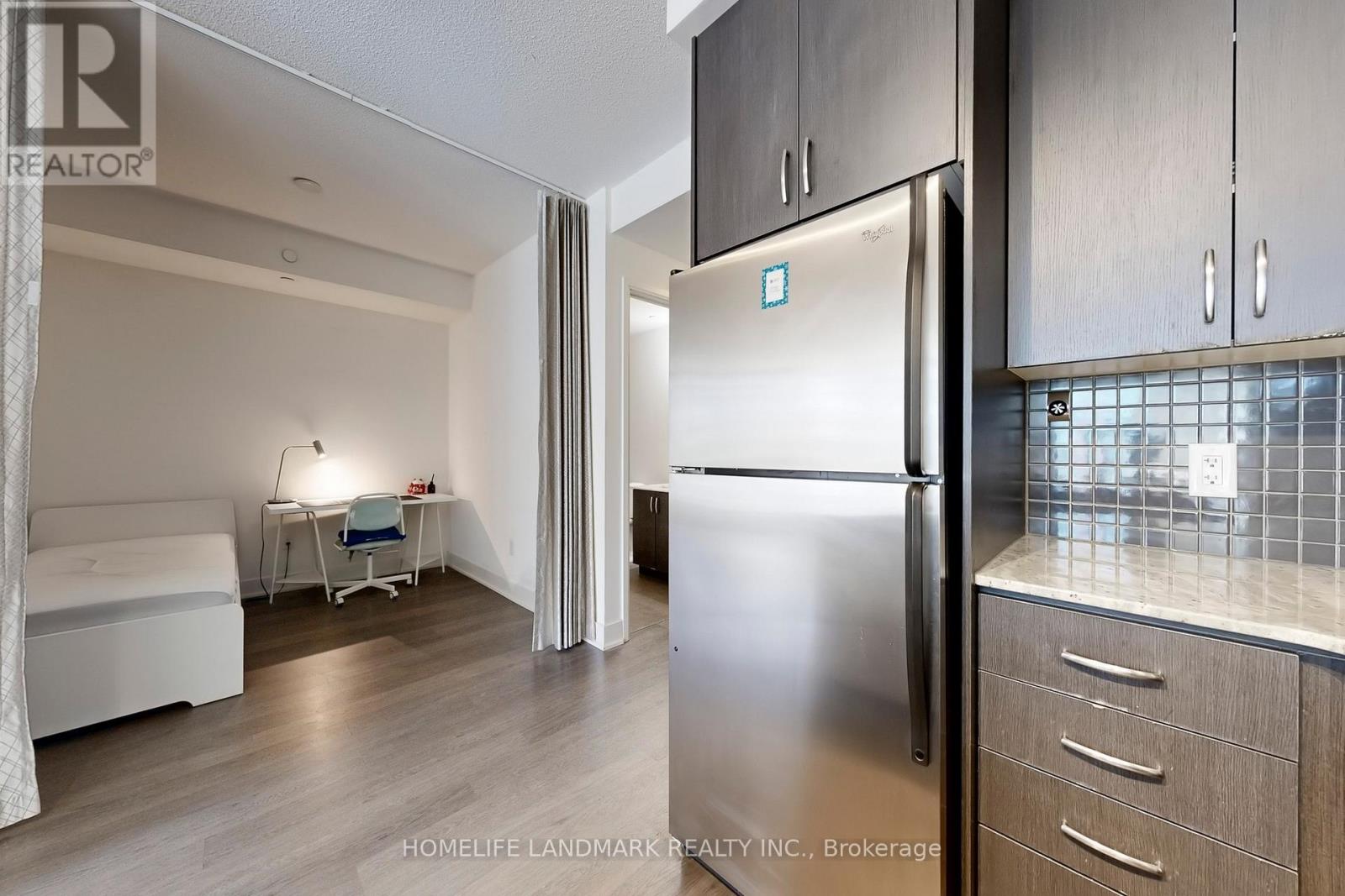 #513 7608 YONGE STREET - 22