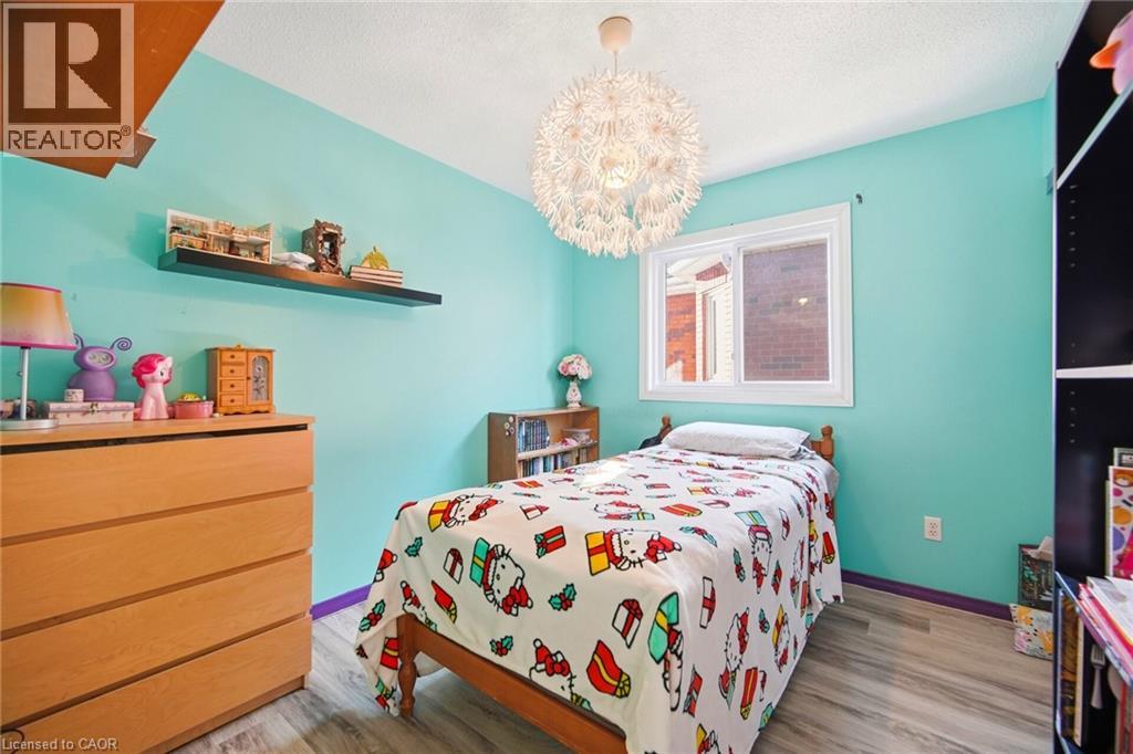 6945 GRACEFIELD DRIVE - 36