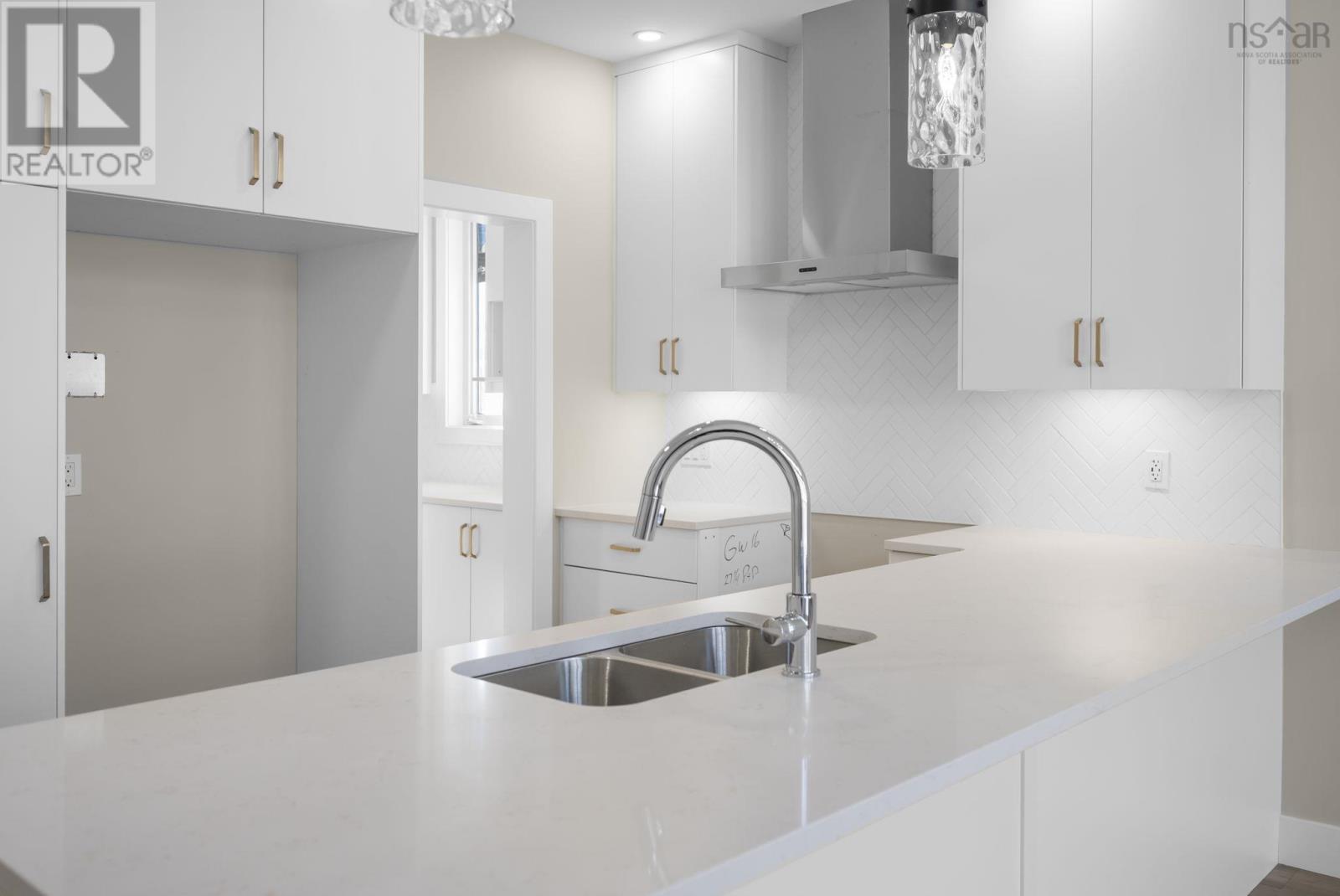 Property 4 of 9 of GW016 110 Gardenia Way