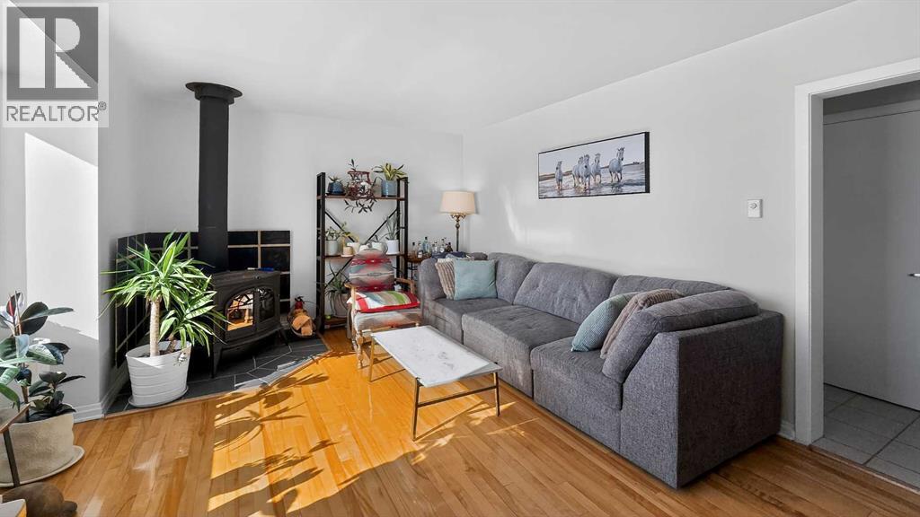 
          11 Mountain Vista Drive
            <br/>
            <span>Hill Spring</span>
            , 
            <span>AB</span>
             <span>T0K1E0</span>
         - Photo 11