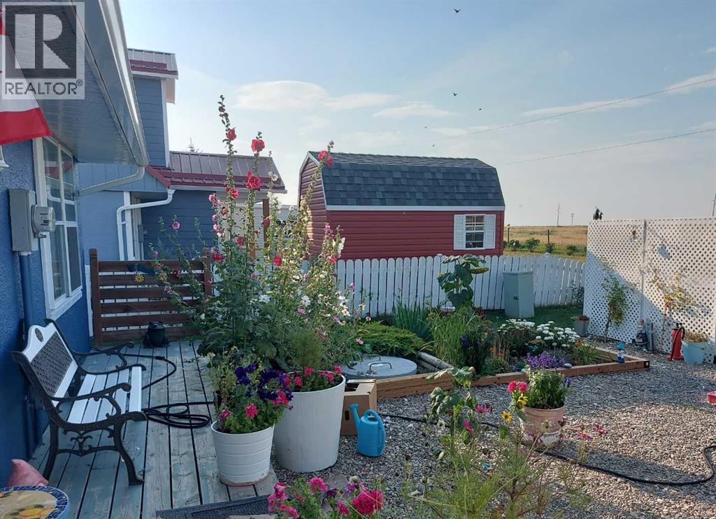 
          11 Mountain Vista Drive
            <br/>
            <span>Hill Spring</span>
            , 
            <span>AB</span>
             <span>T0K1E0</span>
         - Photo 39